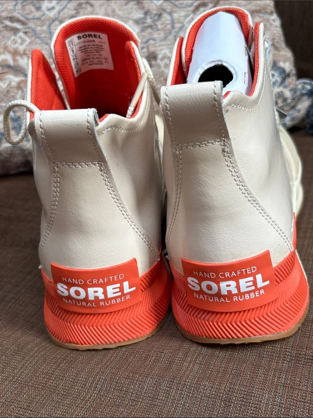Sorel boots out and  about 3 classic NEW  size 11